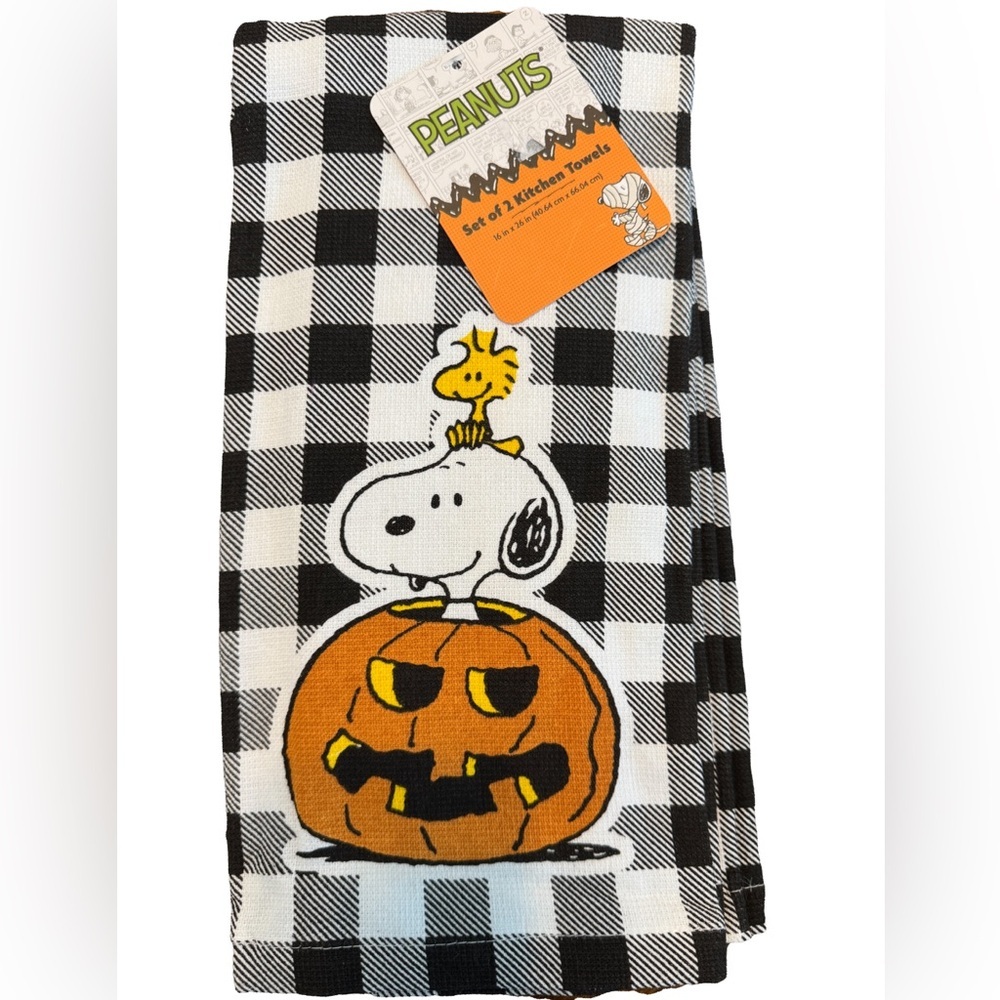 PEANUTS Set of 2 Kitchen Towels Snoopy Jack-o’-lantern Halloween